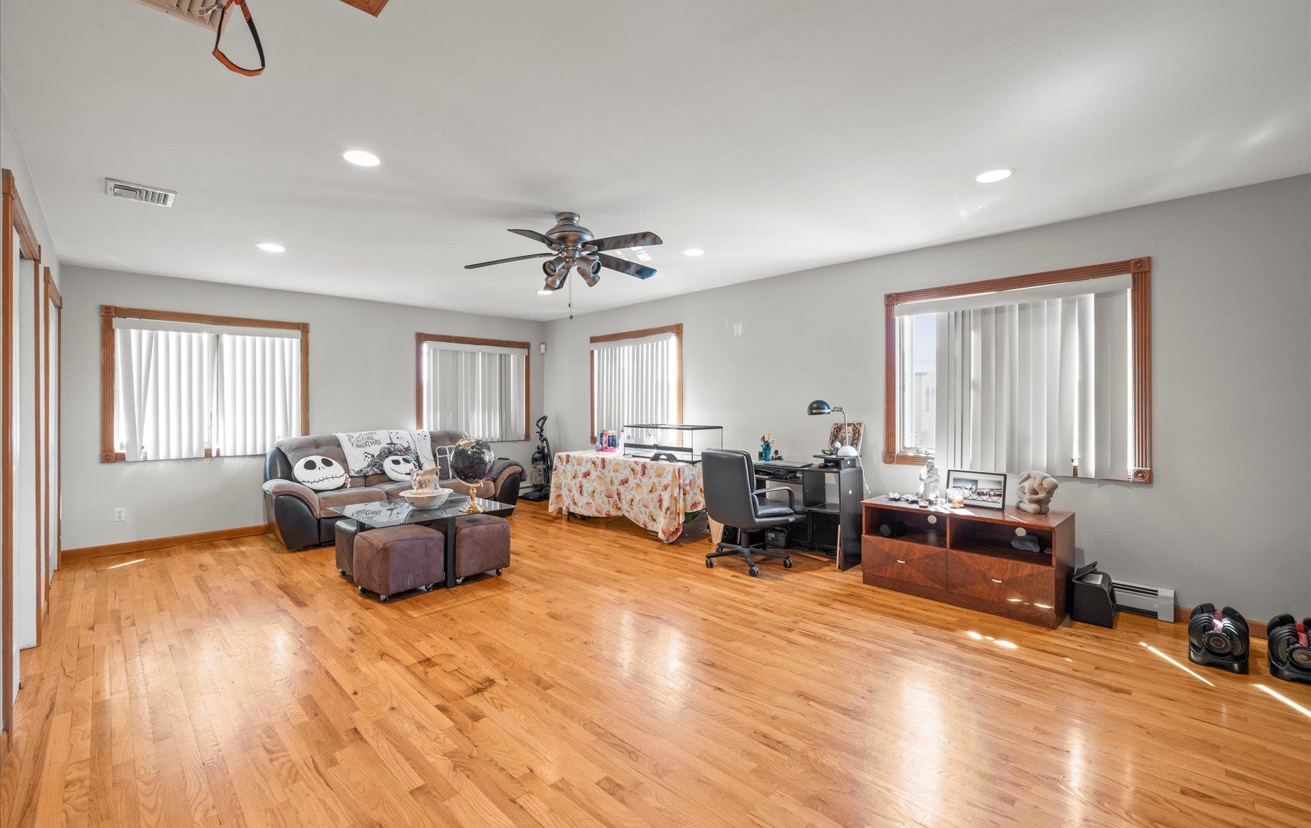 #17 photo, 2730 Court Street, ナッソー郡 Bellmore , NY 11710