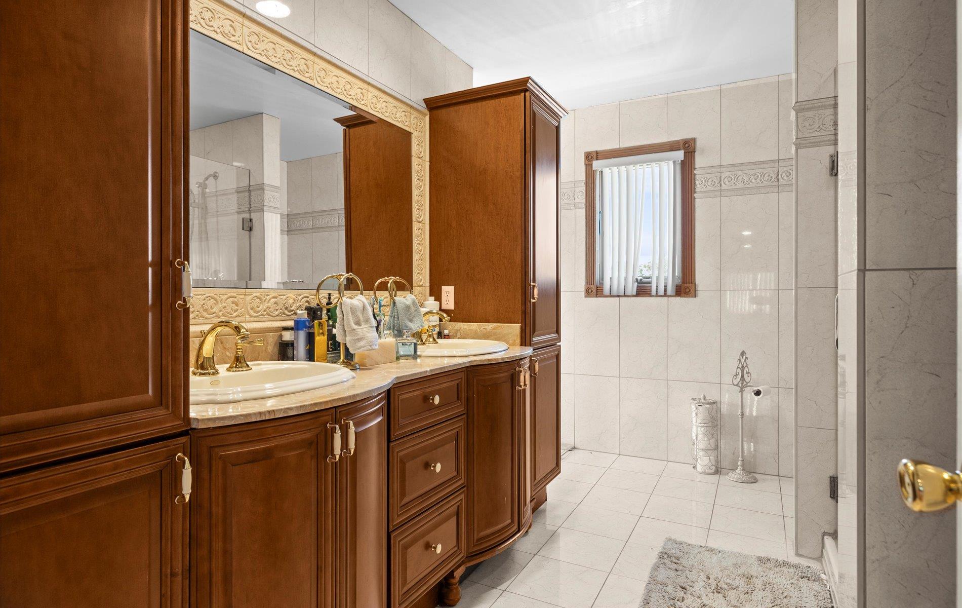 #20 photo, 2730 Court Street, ナッソー郡 Bellmore , NY 11710