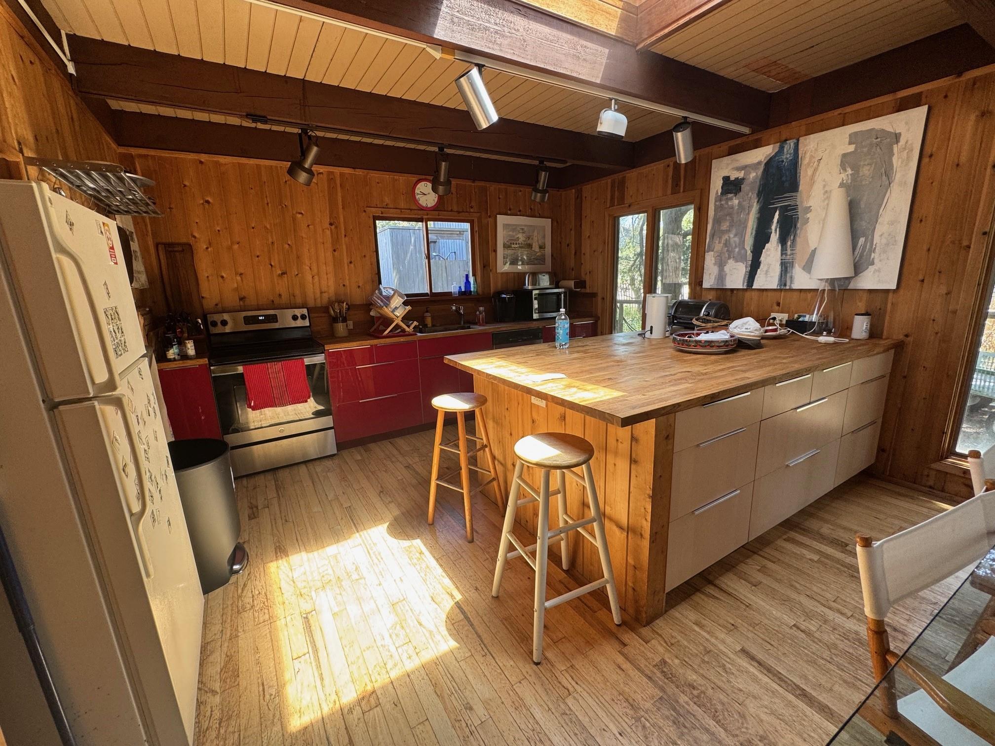 #4 photo, 39 Schooner, Summer Club , NY 11770