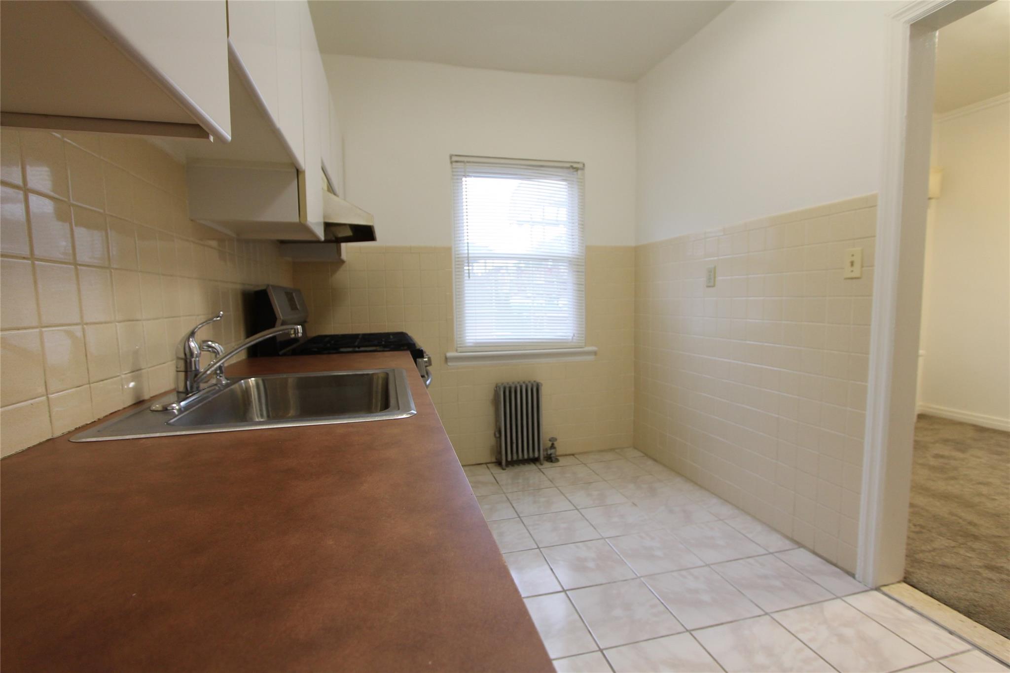 #8 photo, 61-16 84th Street, クイーンズ区 Middle Village , NY 11379