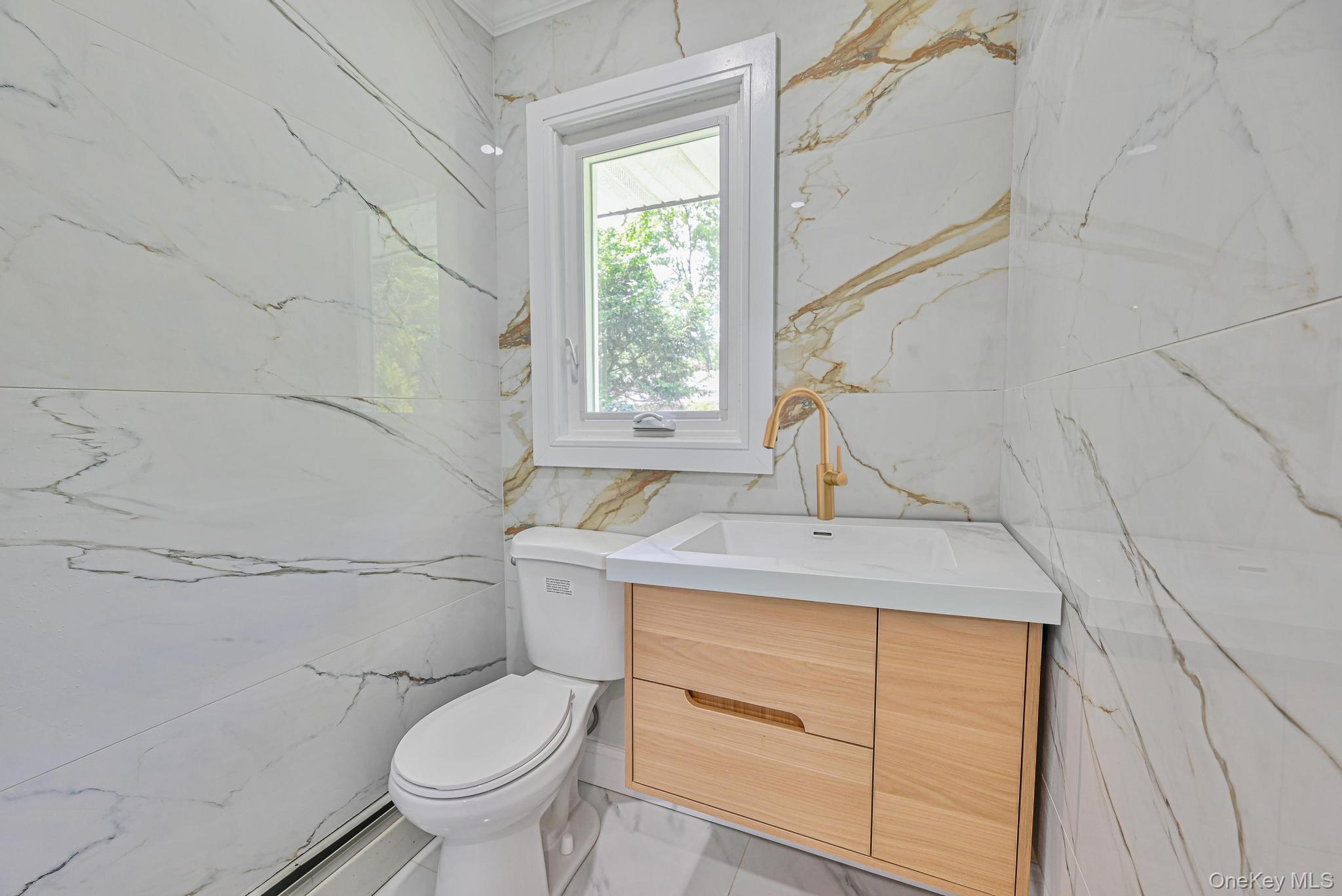 #14 photo, 1 Parkhill Court, Huntington , NY 11743