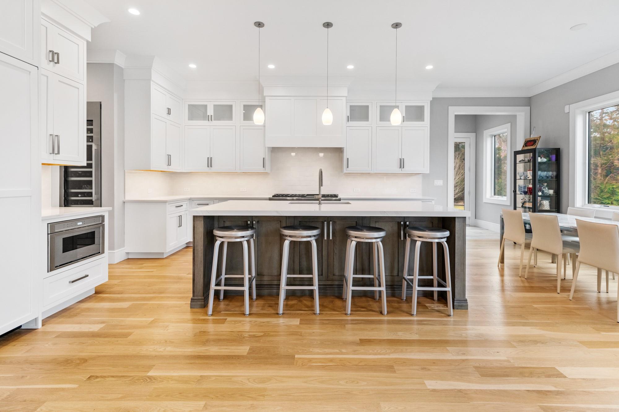 #13 photo, 240 Head of Pond Road, サフォーク郡 Water Mill , NY 11976