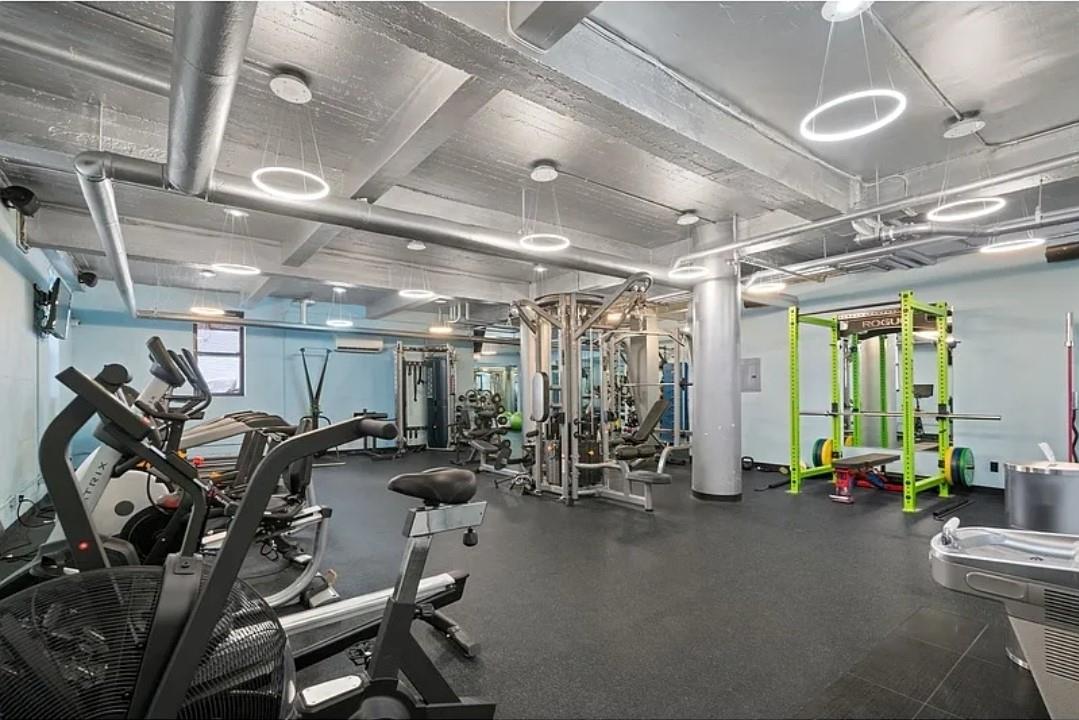 #4 photo, 1237 AVENUE Z, ブルックリン区 Brooklyn , NY 11235