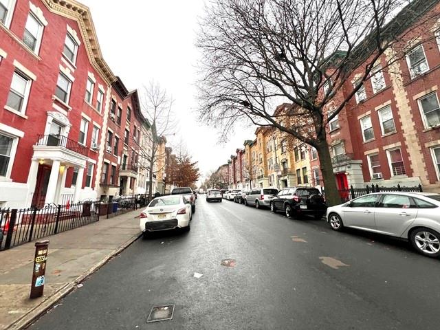 #3 photo, 456 E 40th Street, ブルックリン区 Brooklyn , NY 11203