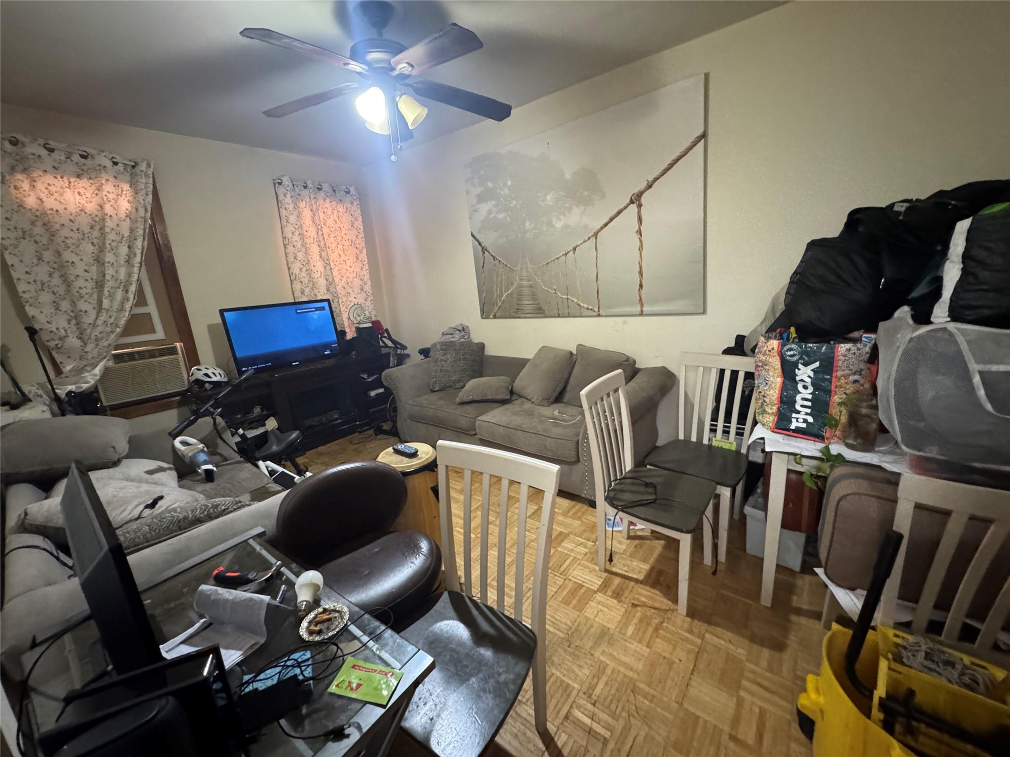 #7 photo, 4553 47th Street, クイーンズ区 Woodside , NY 11377