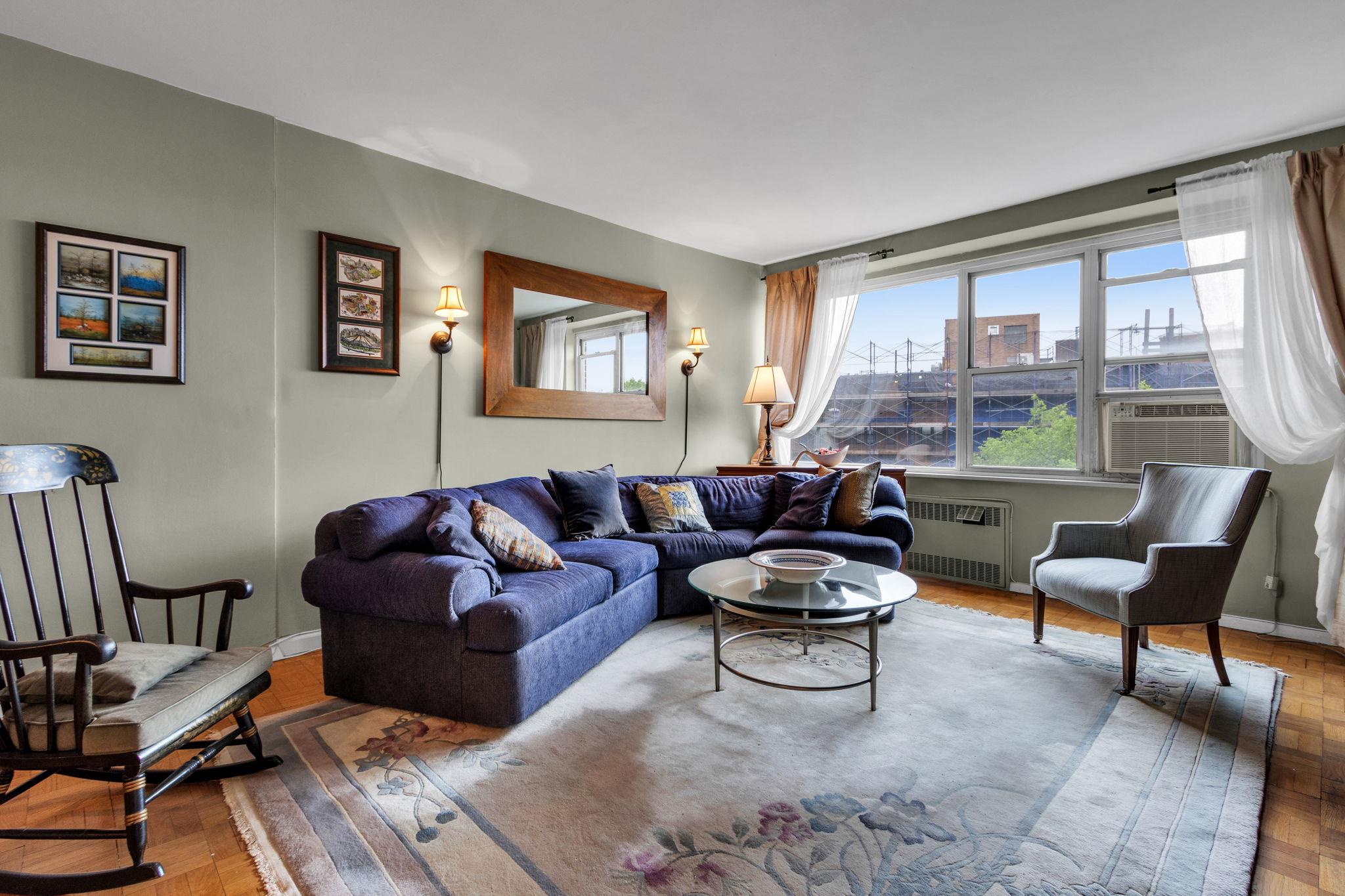 #5 photo, 2601 Henry Hudson Parkway, Bronx , NY 10463