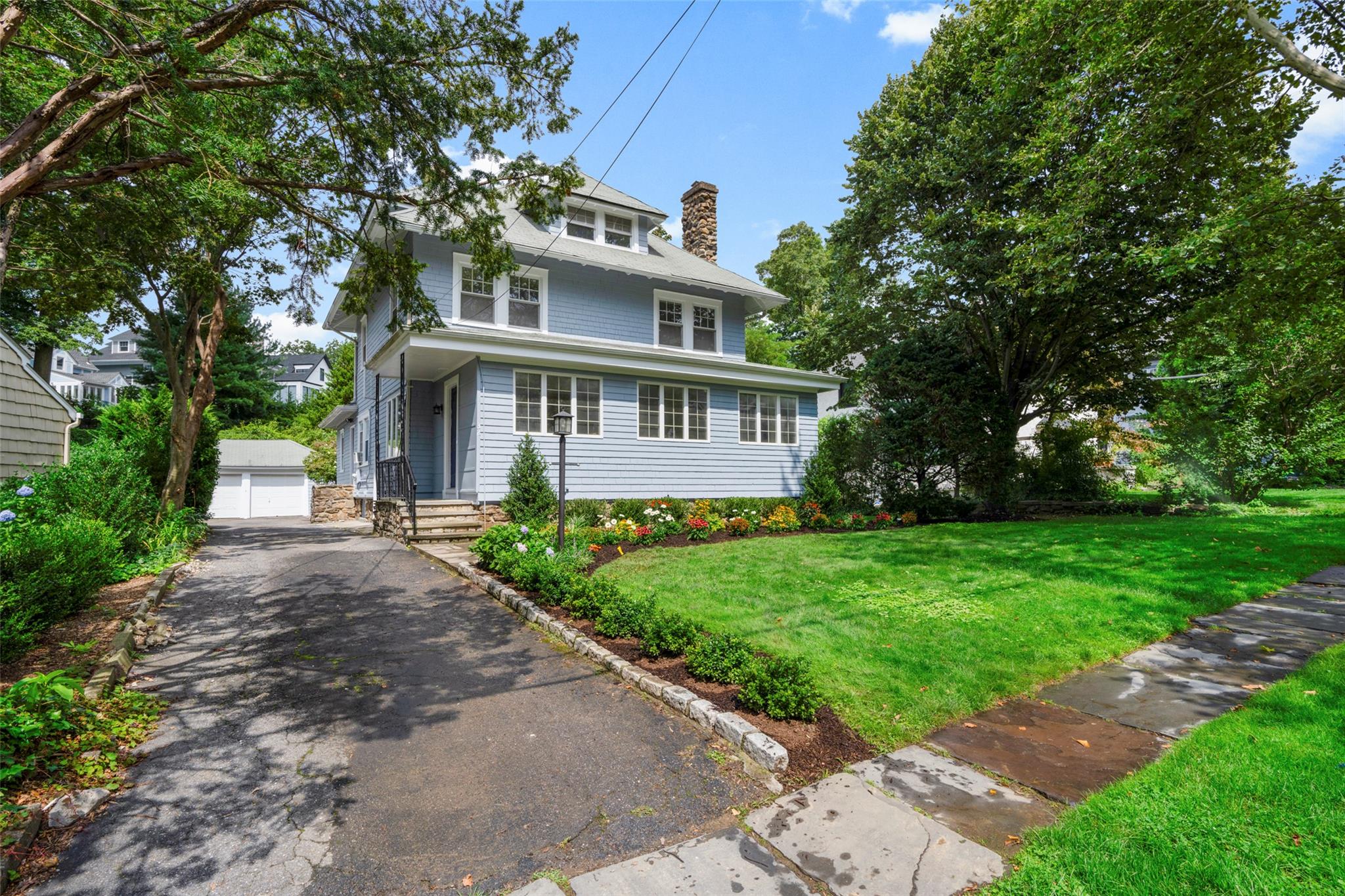 #1 photo, 32 Stuyvesant Avenue, Larchmont , NY 10538