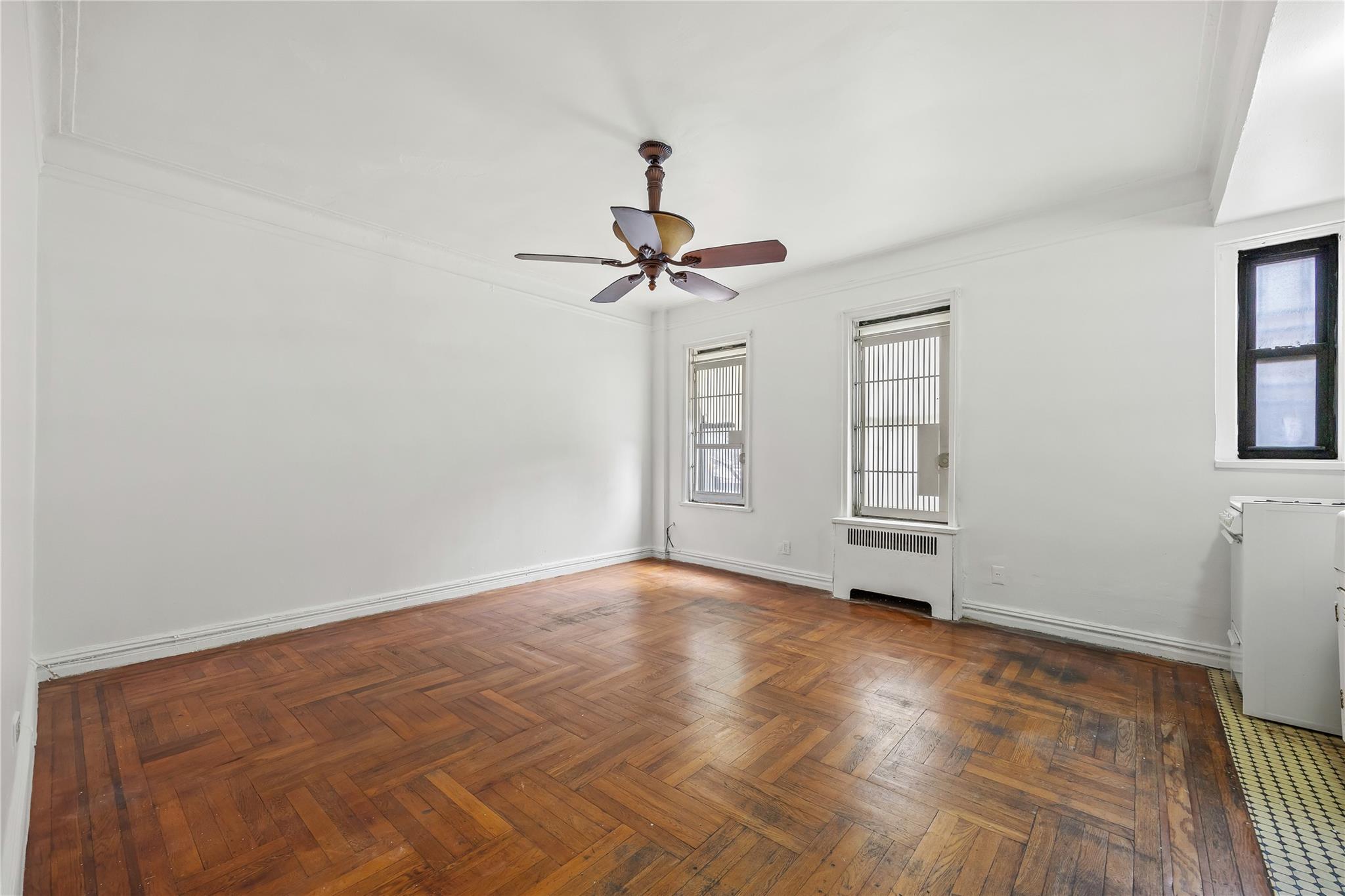 #4 photo, 398 Oliver Place, ブロンクス区 Bronx , NY 10458