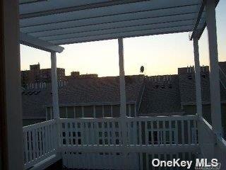#14 photo, 205 Aquatic Place, Arverne , NY 11692