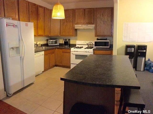 #6 photo, 205 Aquatic Place, Arverne , NY 11692