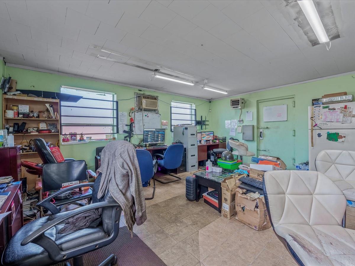 #7 photo, 55 Sweeneydale Avenue, サフォーク郡 Bay Shore , NY 11706