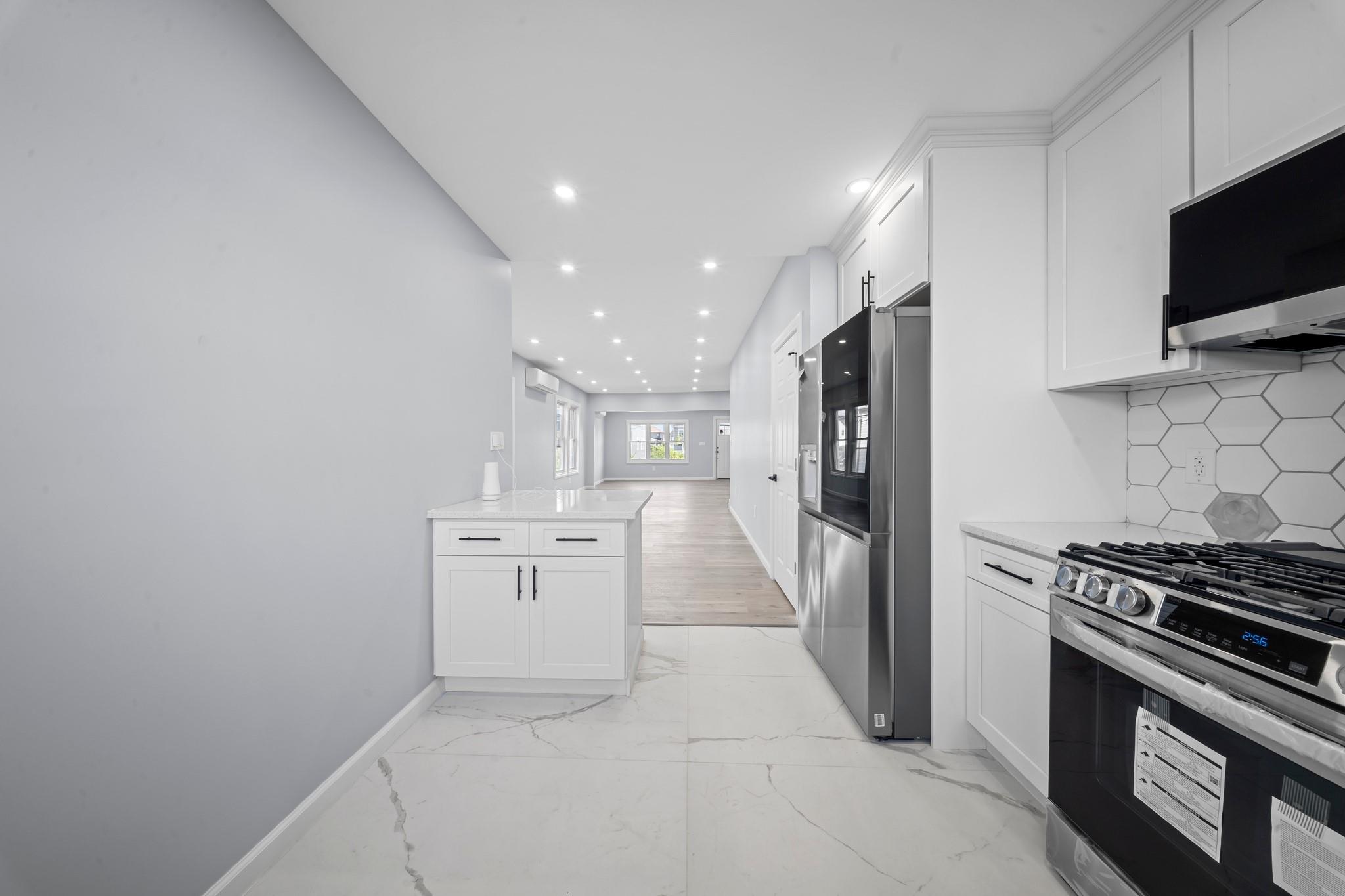 #5 photo, 6916 Almeda Avenue, クイーンズ区 Arverne , NY 11692