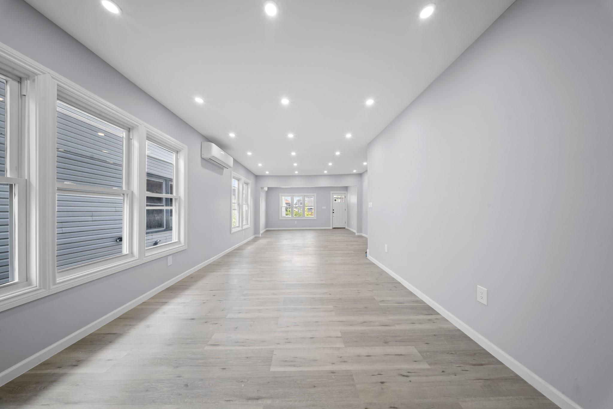 #8 photo, 6916 Almeda Avenue, クイーンズ区 Arverne , NY 11692