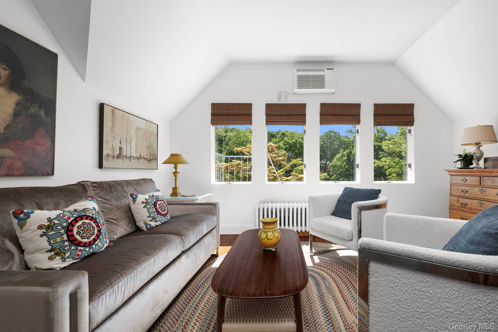 #8 photo, 38 Oliphant Avenue, Dobbs Ferry , NY 10522