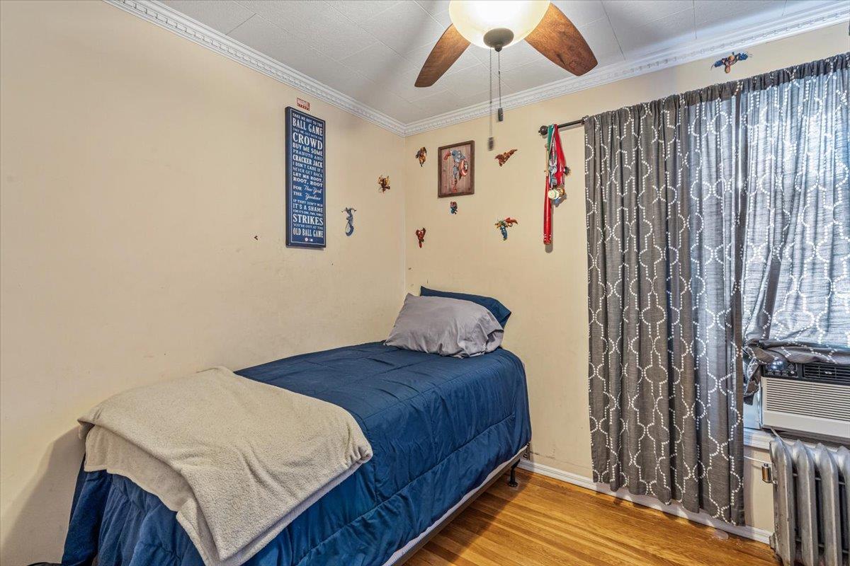 #15 photo, 321 Rolling Street, ناسو Malverne , NY 11565