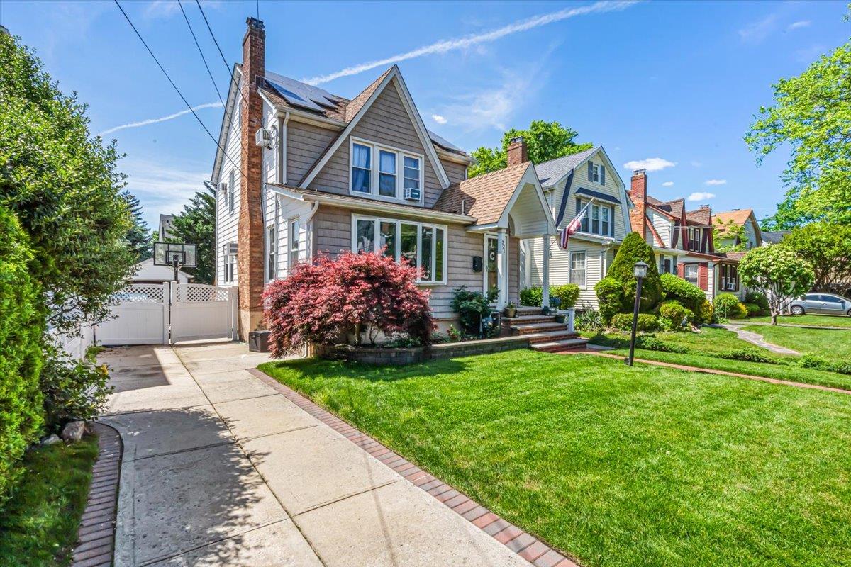 #2 photo, 321 Rolling Street, ناسو Malverne , NY 11565