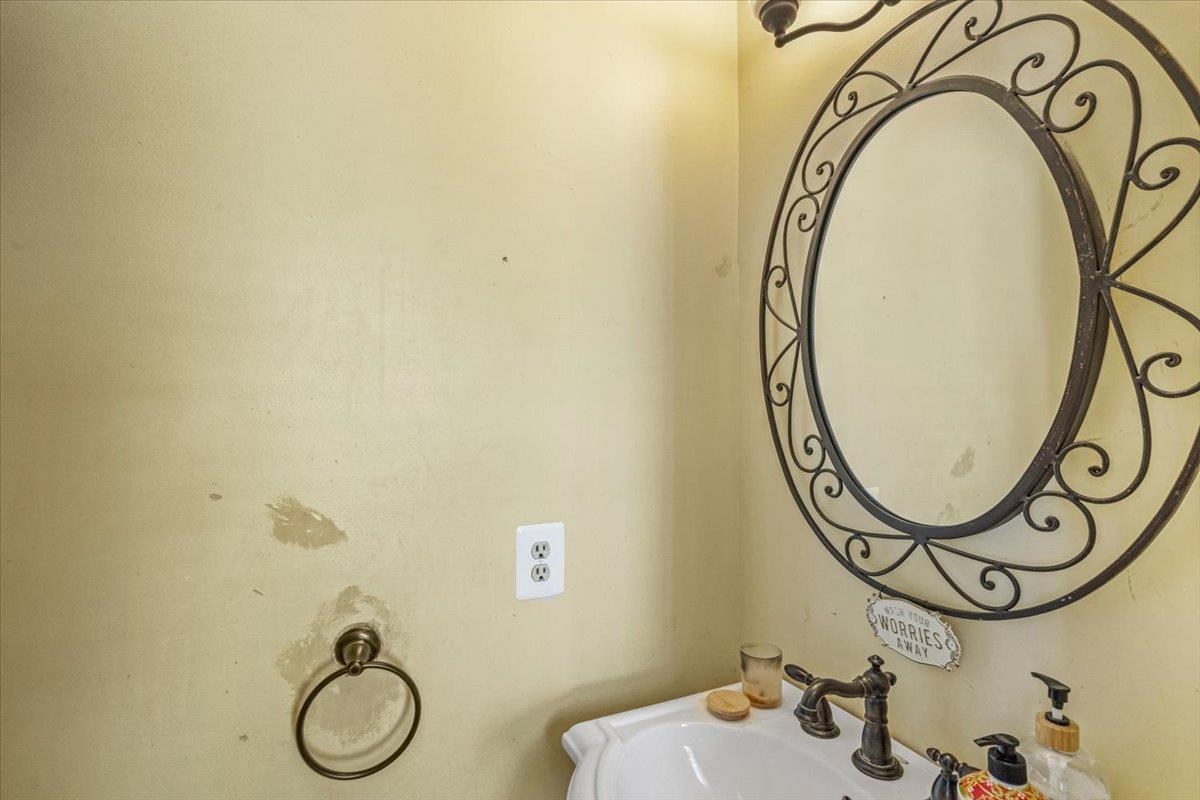 #4 photo, 321 Rolling Street, ناسو Malverne , NY 11565