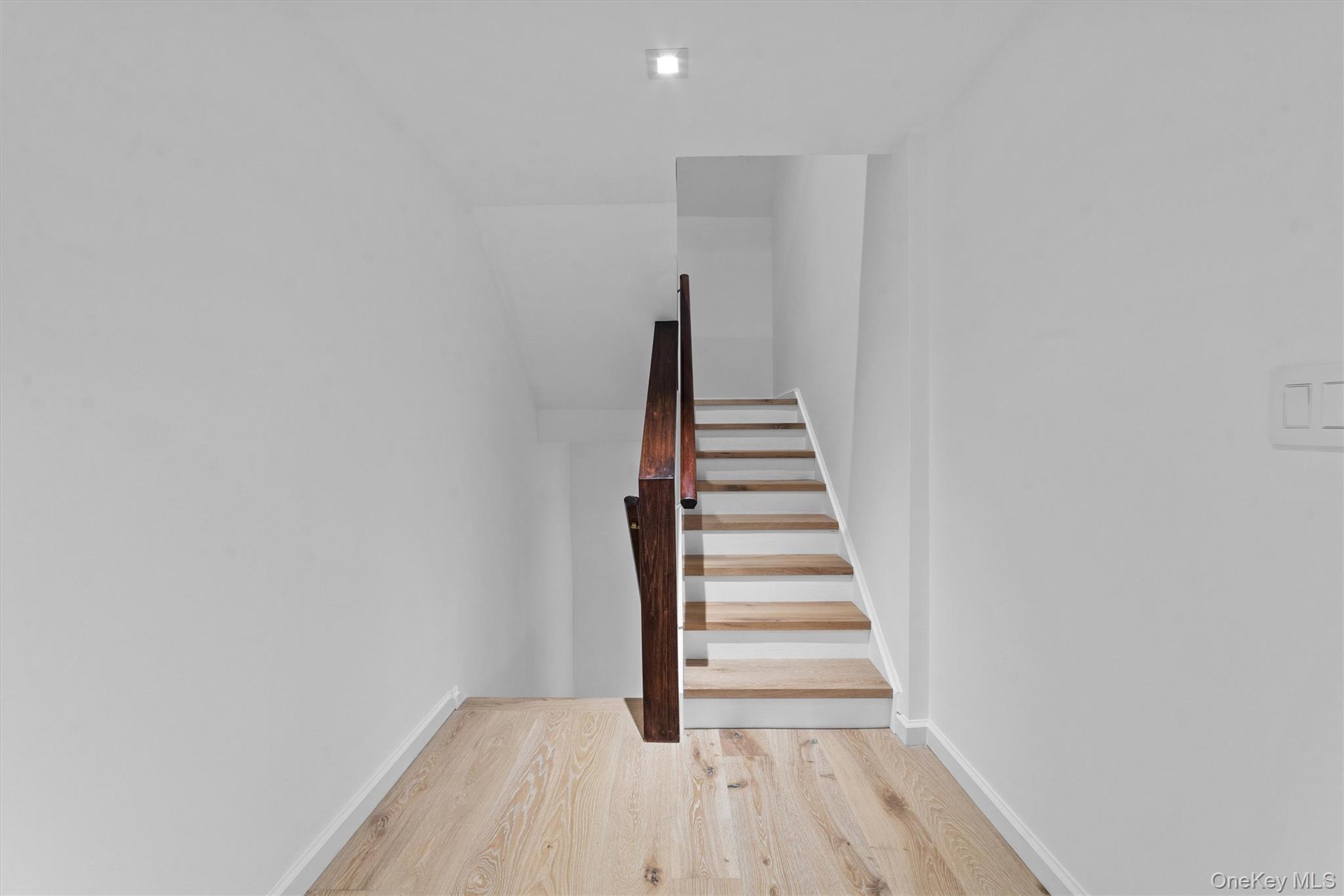 #14 photo, 341 Furnace Dock Rd, Cortlandt Manor , NY 10567