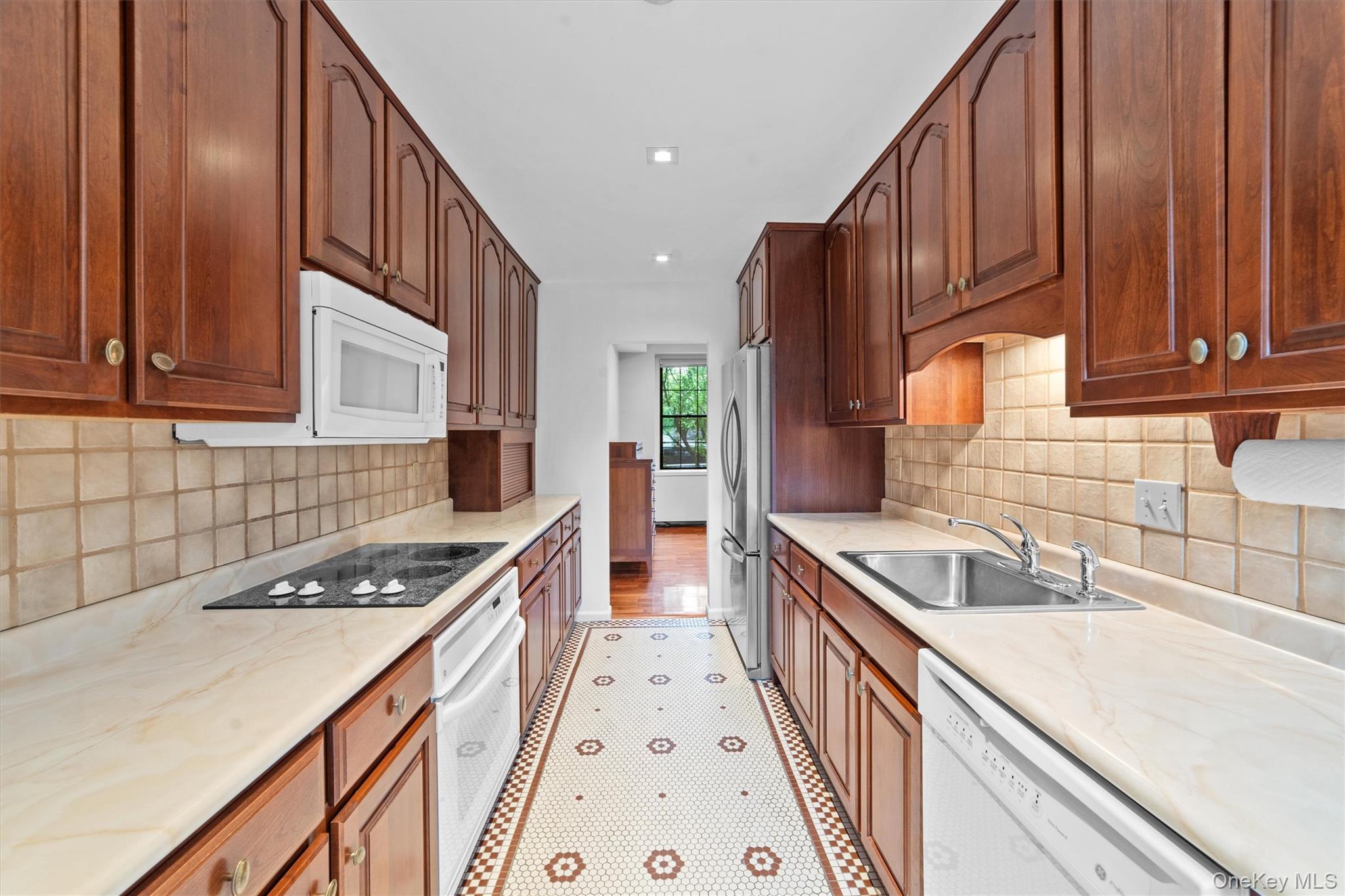 #8 photo, 341 Furnace Dock Rd, Cortlandt Manor , NY 10567