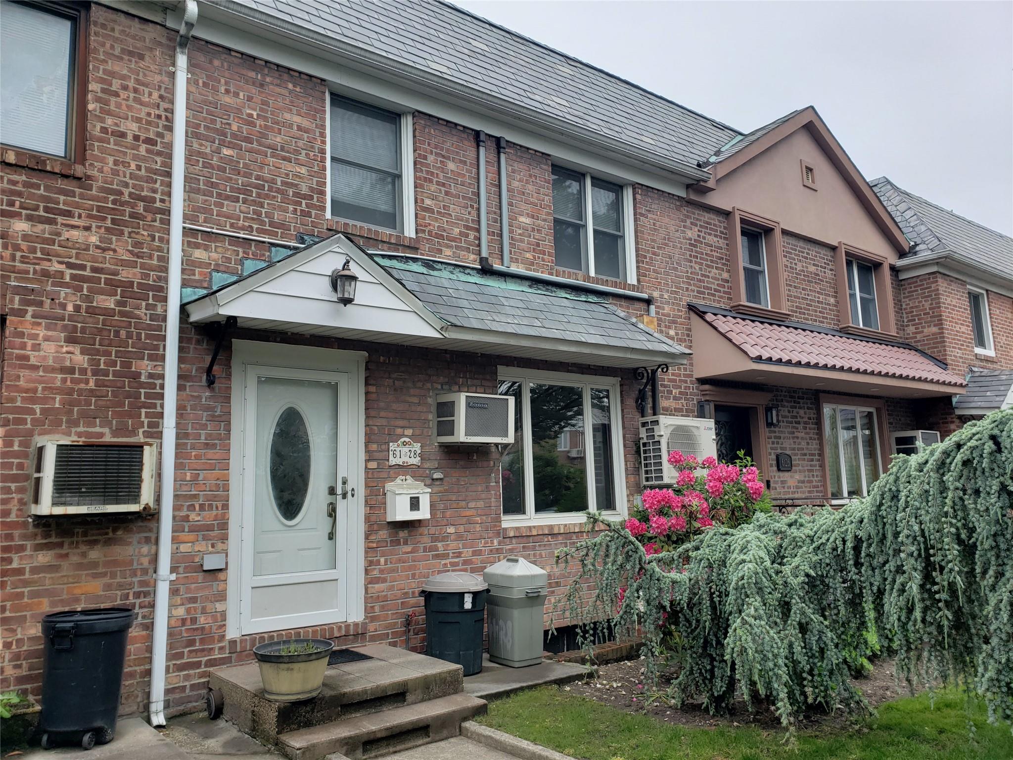 #1 photo, 61-28 81st Street, Middle Village , NY 11379