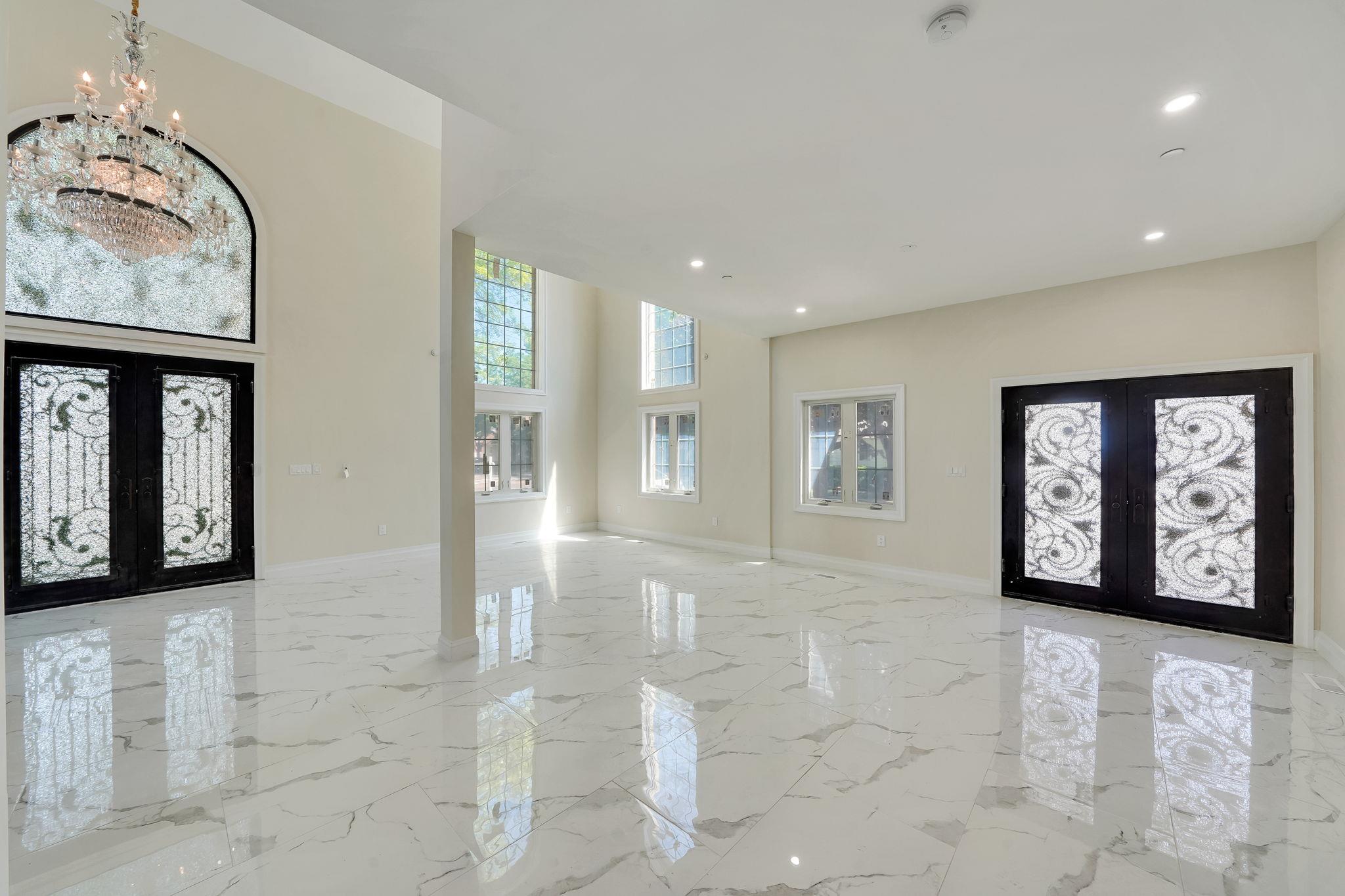 #14 photo, 261-16 E Williston Avenue, كوينز Floral Park , NY 1001