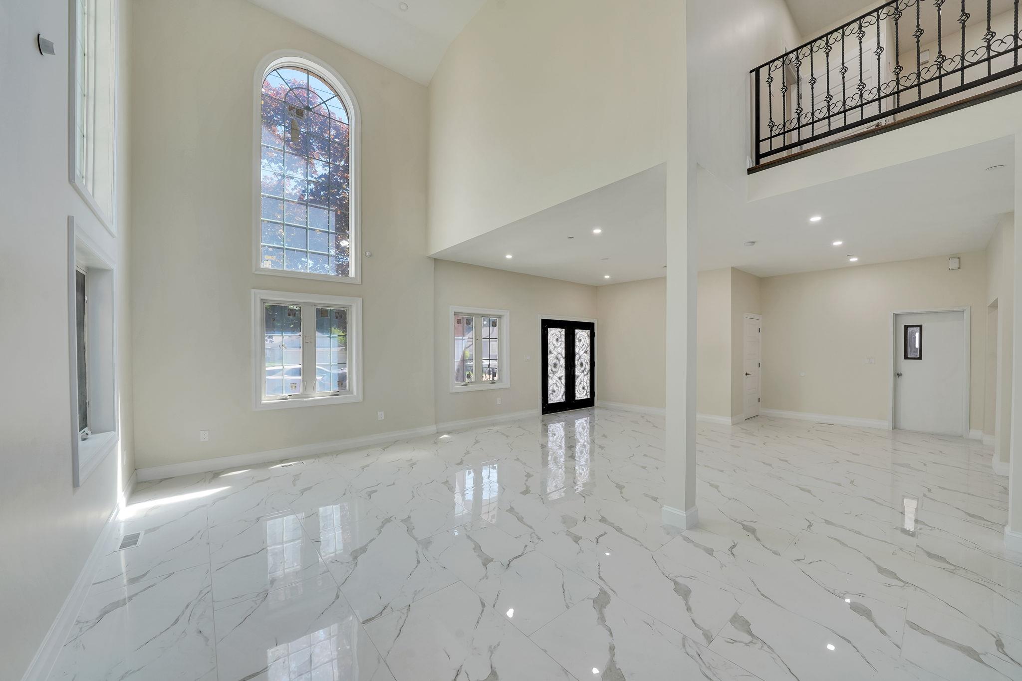 #15 photo, 261-16 E Williston Avenue, كوينز Floral Park , NY 1001