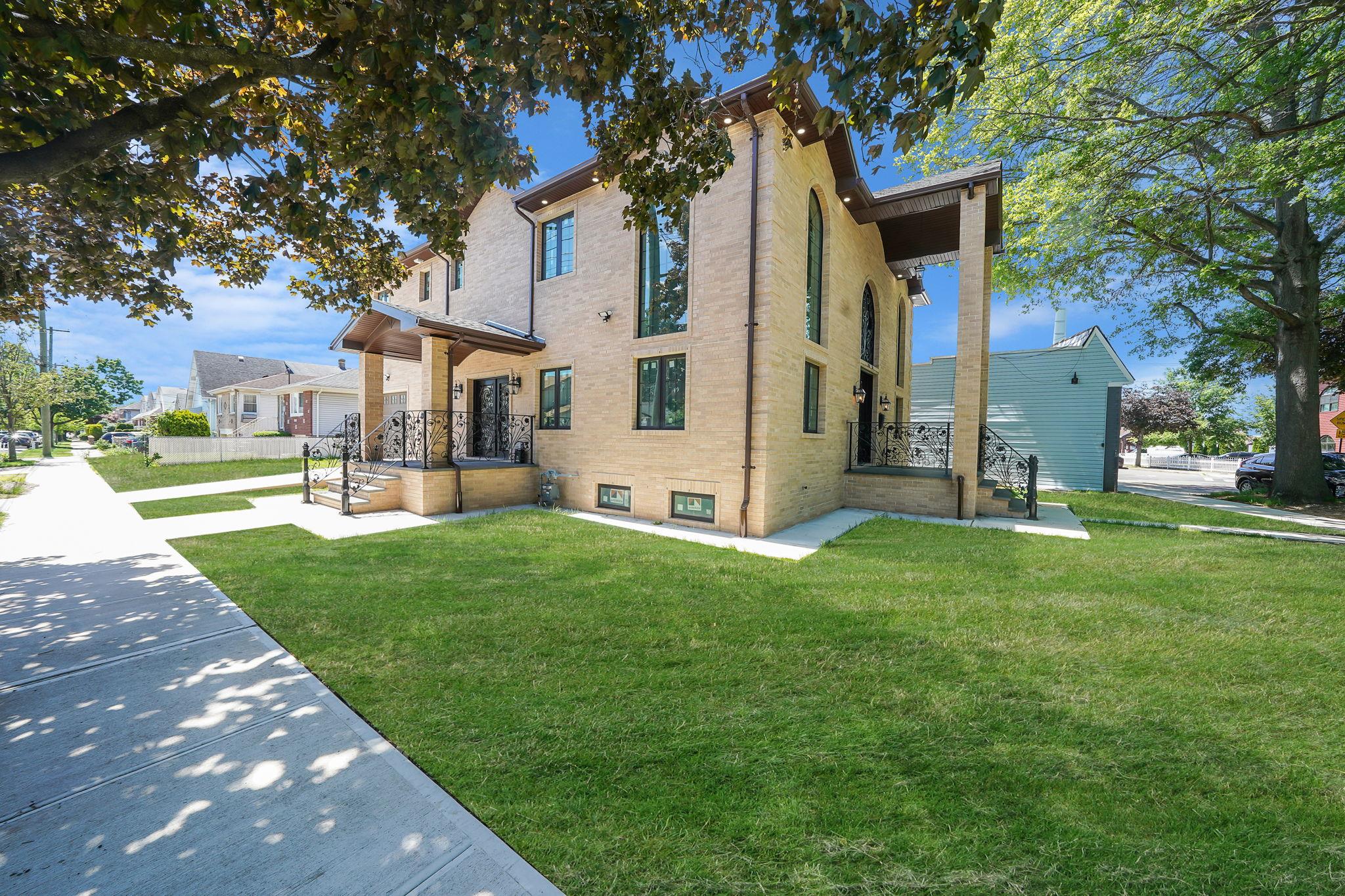 #7 photo, 261-16 E Williston Avenue, كوينز Floral Park , NY 1001