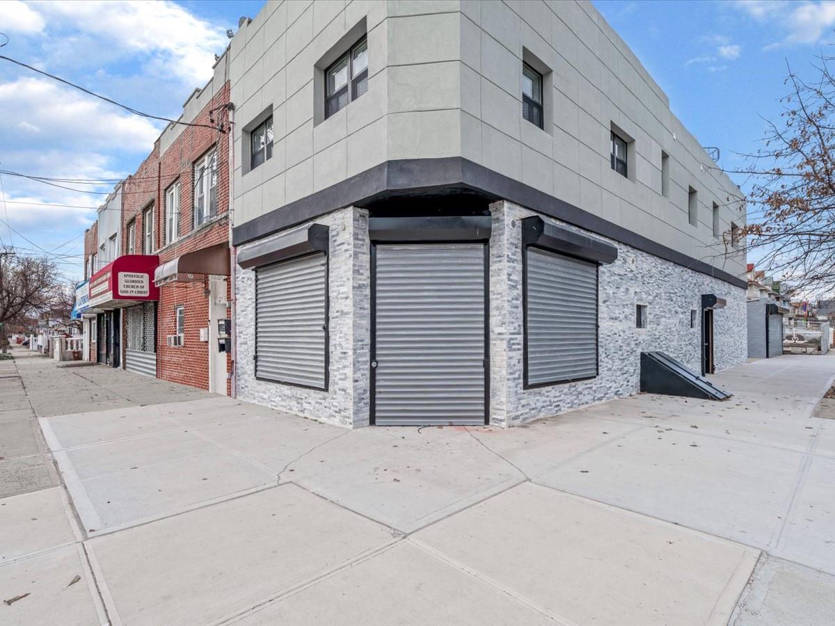 #3 photo, 125-19 111th Ave, クイーンズ区 South Ozone Park , NY 11420