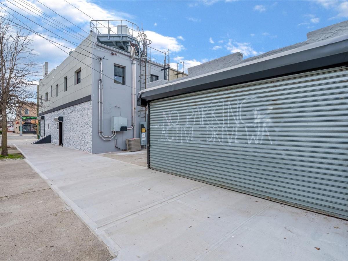 #4 photo, 125-19 111th Ave, クイーンズ区 South Ozone Park , NY 11420