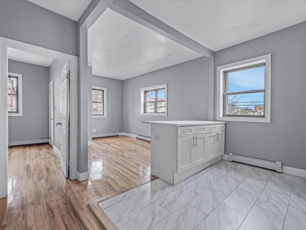 #5 photo, 125-19 111th Ave, クイーンズ区 South Ozone Park , NY 11420