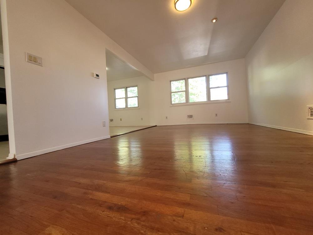 #4 photo, 14848 231st Street, クイーンズ区 Springfield Gardens , NY 11413