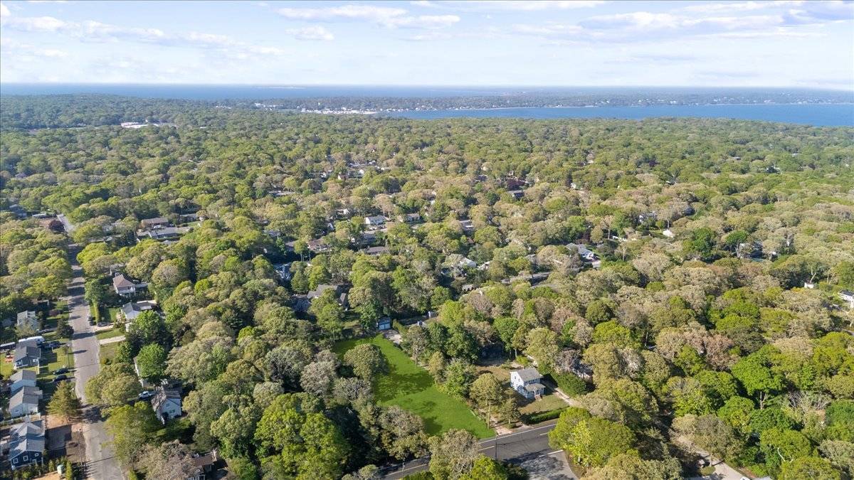 #3 photo, 115 BAY AVE E, サフォーク郡 Hampton Bays , NY 11946