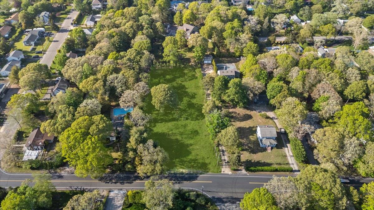 #7 photo, 115 BAY AVE E, サフォーク郡 Hampton Bays , NY 11946