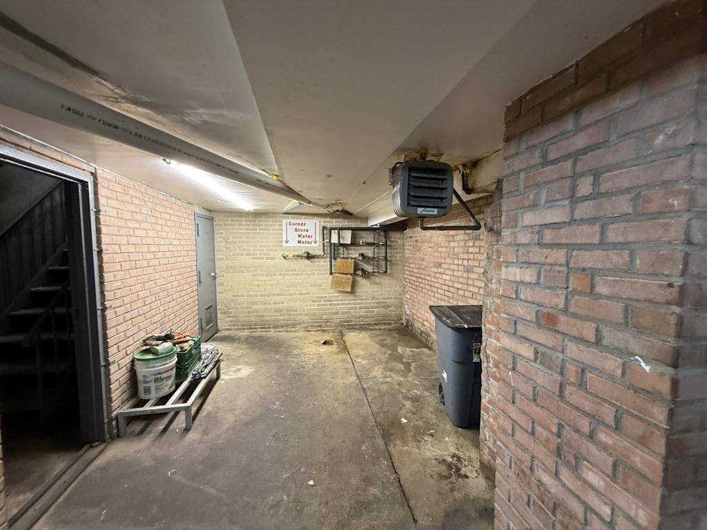 #4 photo, 3075 3rd Ave, ブロンクス区 Bronx , NY 10451