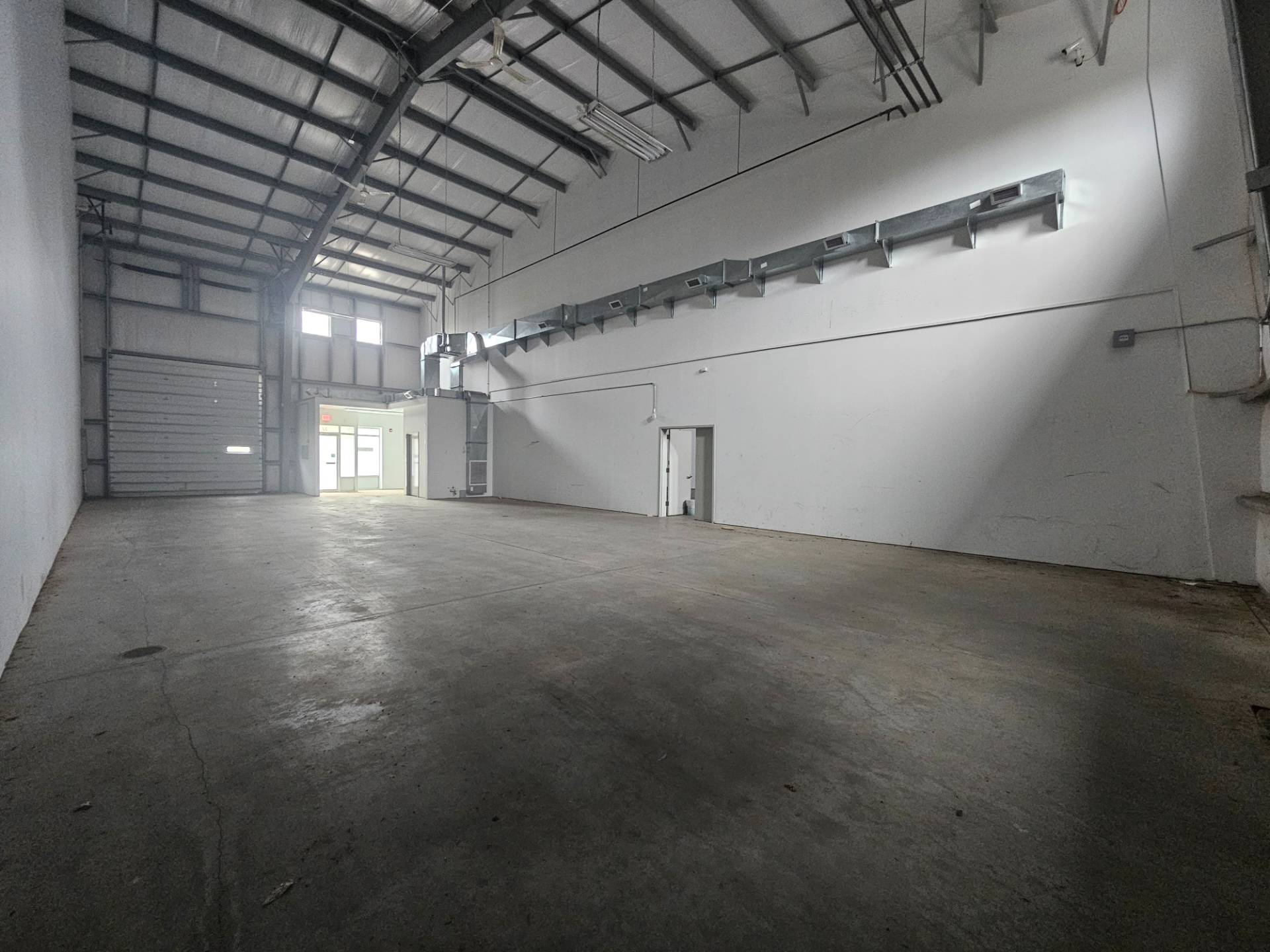 #3 photo, 1 Leecon Ct, サフォーク郡 Southampton , NY 11968