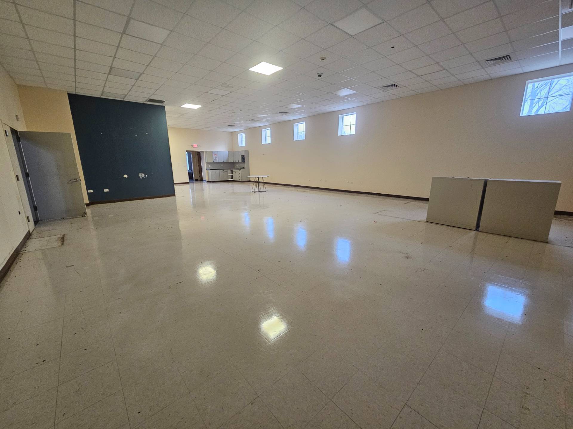 #4 photo, 1 Leecon Ct, サフォーク郡 Southampton , NY 11968