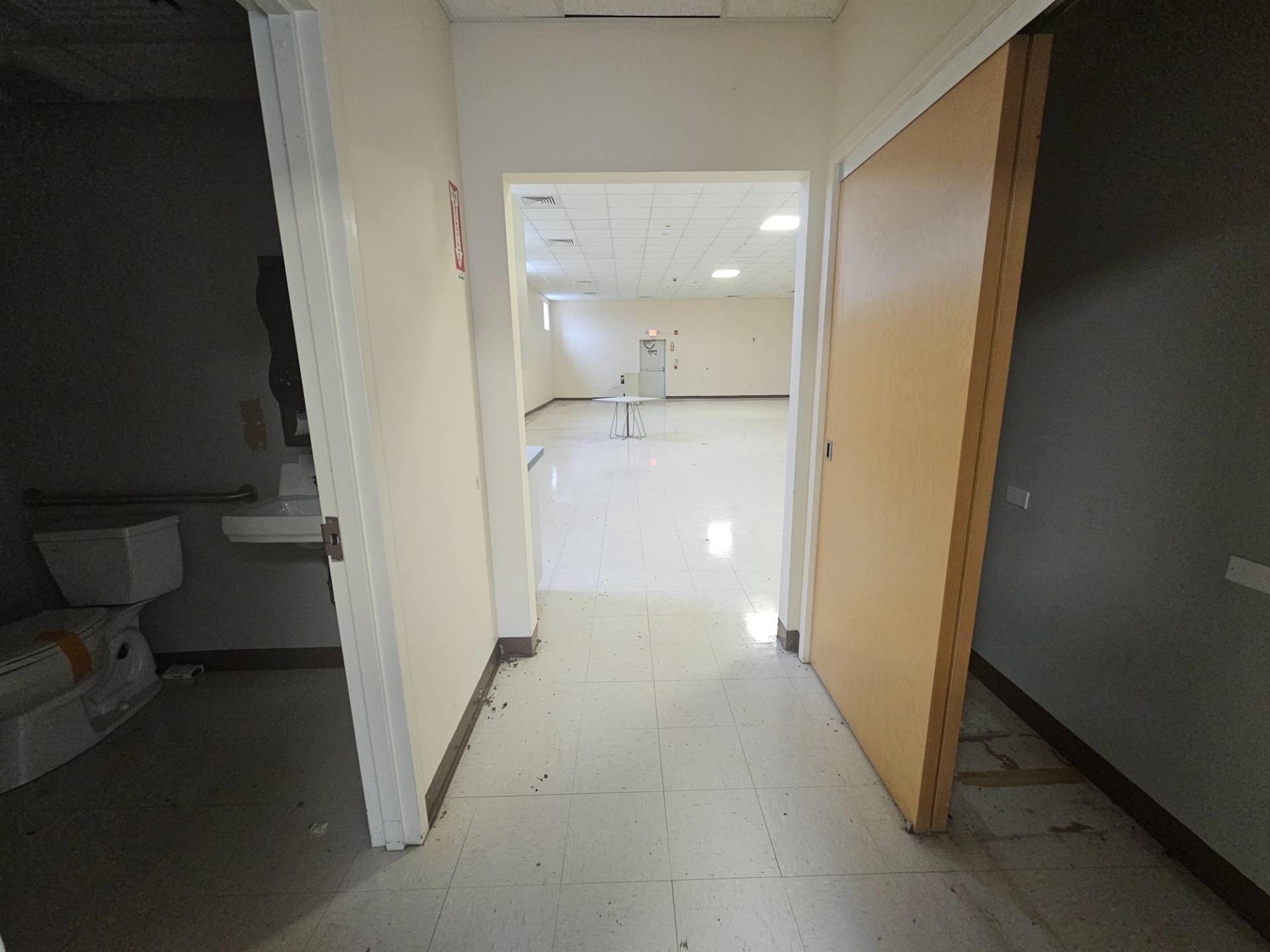 #5 photo, 1 Leecon Ct, サフォーク郡 Southampton , NY 11968