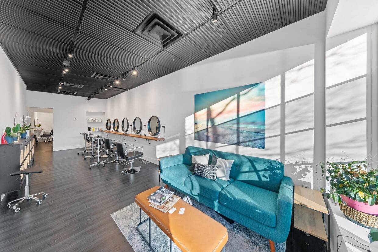 #23 photo, 1-15 Hill St, サフォーク郡 Southampton , NY 11968