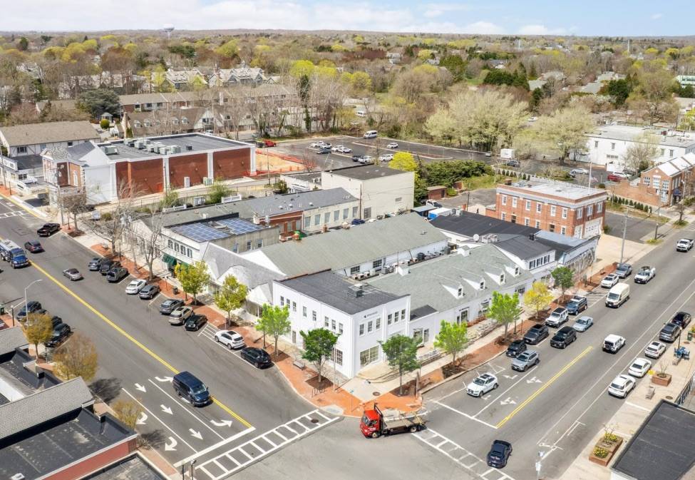 #3 photo, 1-15 Hill St, サフォーク郡 Southampton , NY 11968