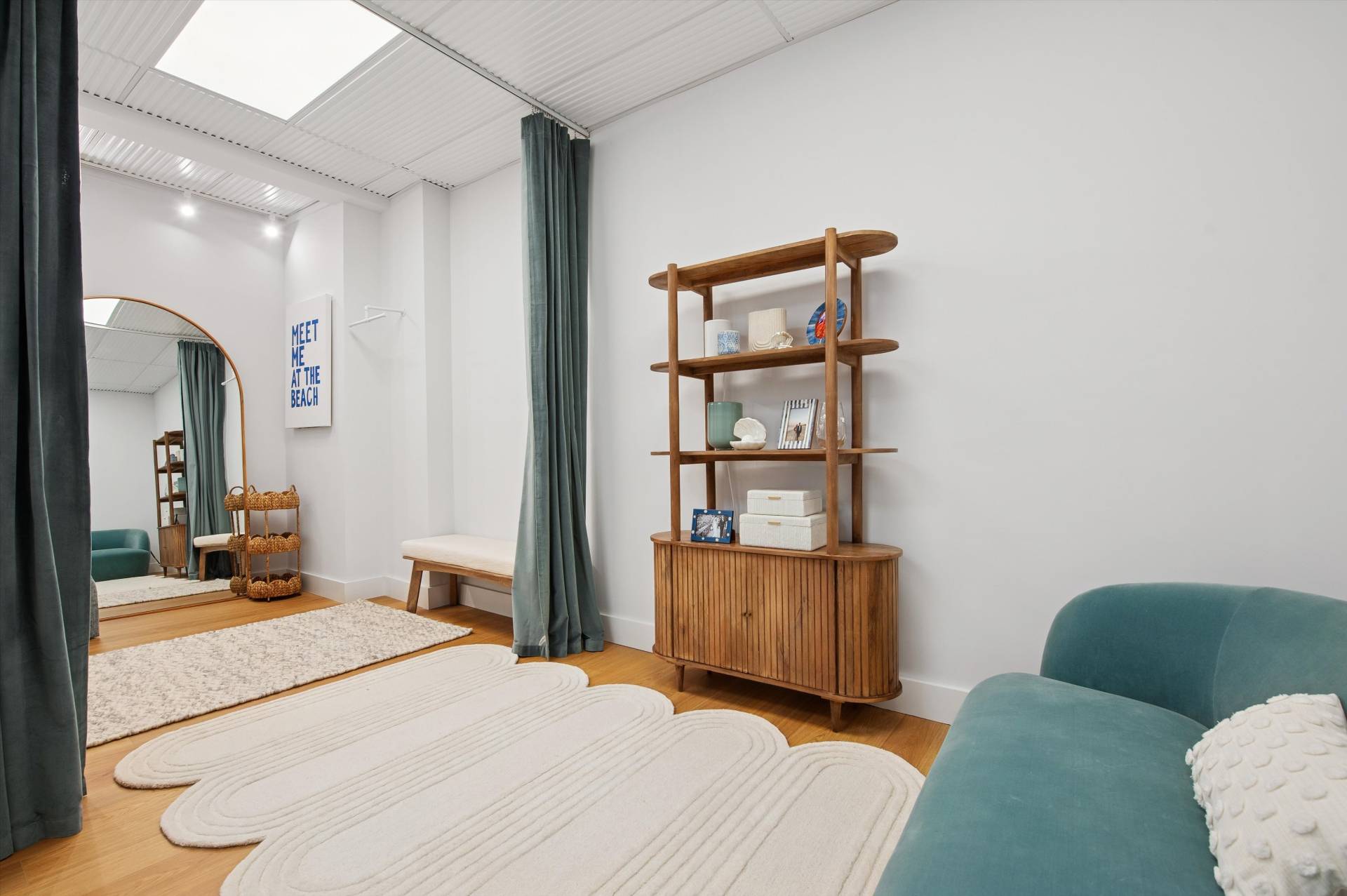 #9 photo, 1-15 Hill St, サフォーク郡 Southampton , NY 11968