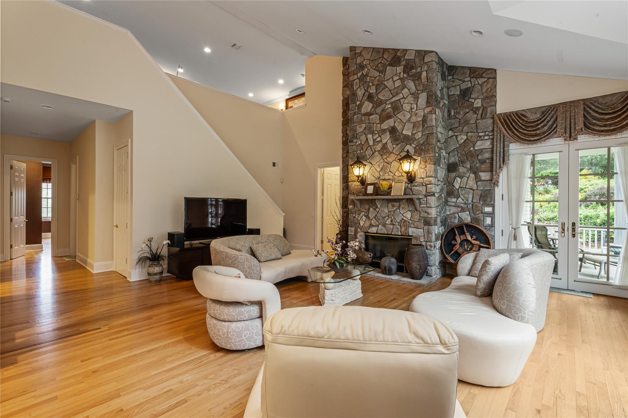 #10 photo, 5 Westgate Rd, ナッソー郡 Muttontown , NY 11791