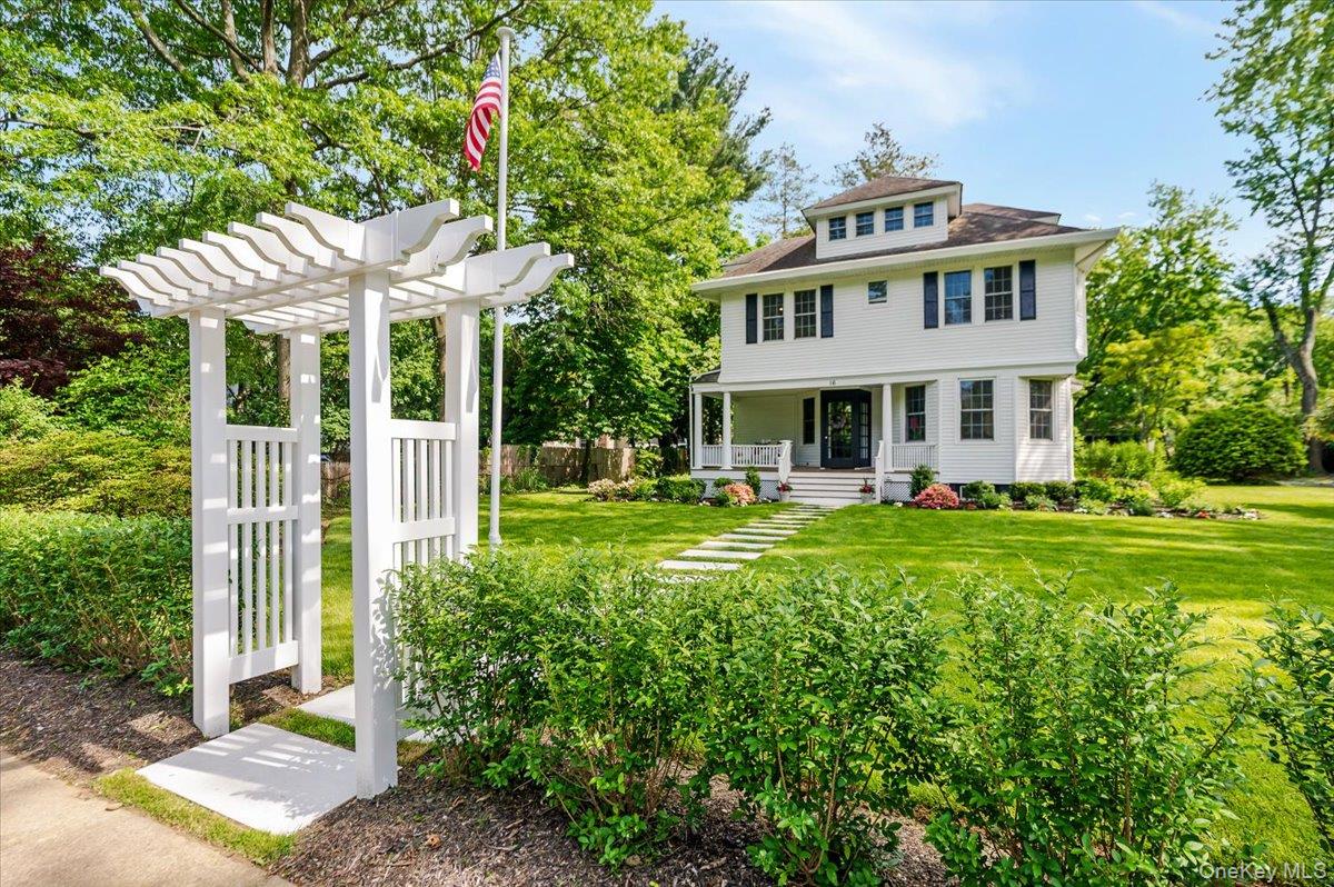 #1 photo, 16 Lamarcus Avenue, ナッソー郡 Glen Cove , NY 11542