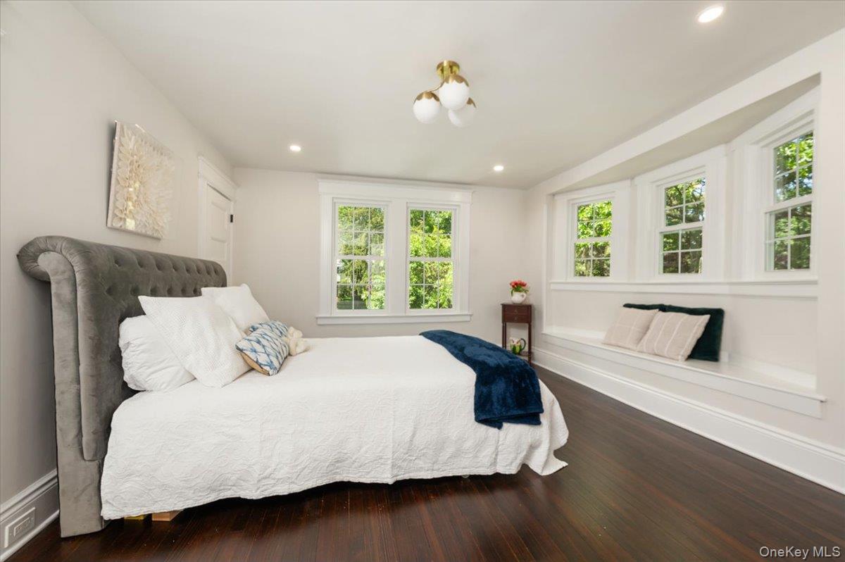 #18 photo, 16 Lamarcus Avenue, ナッソー郡 Glen Cove , NY 11542