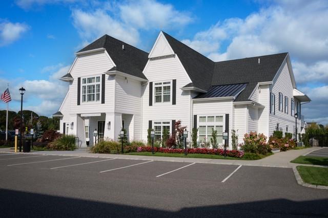 #1 photo, 204 Sutton Court, Mount Sinai , NY 11766