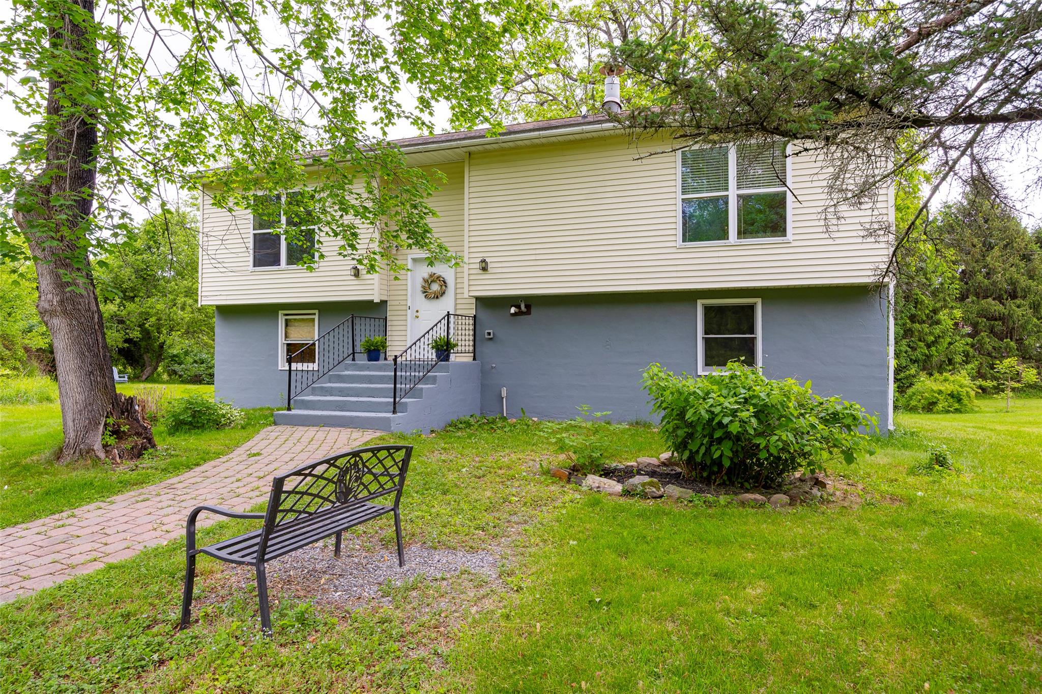#1 photo, 252 Rokeby Road, Red Hook , NY 12571