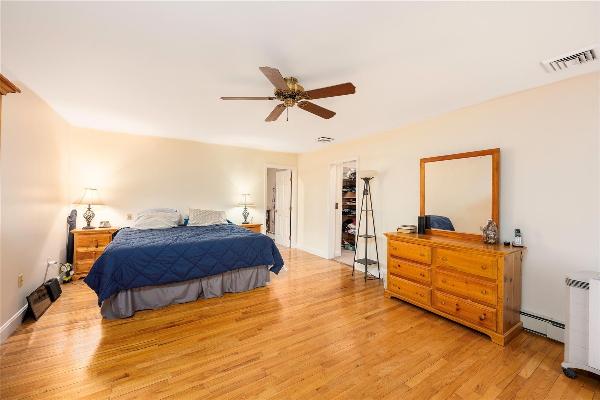 #18 photo, 17 Stonegate Drive, Hyde Park , NY 12538