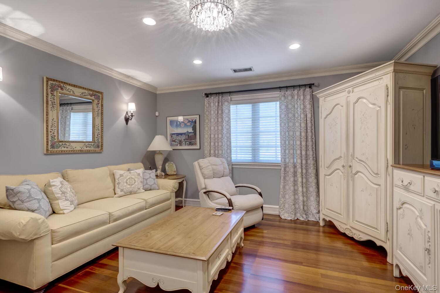 #17 photo, 220 Elderfields Road, ナッソー郡 Manhasset , NY 11030