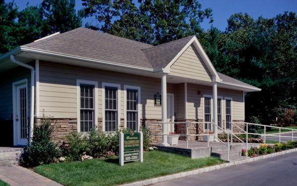 #1 photo, 655 Belle Terre Road, 東長島 Port Jefferson , NY 11777