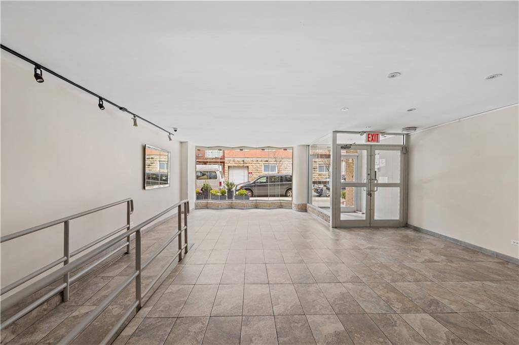 #11 photo, 855 East 7th st, #1k & 1L, ブルックリン区 Midwood , NY 11230