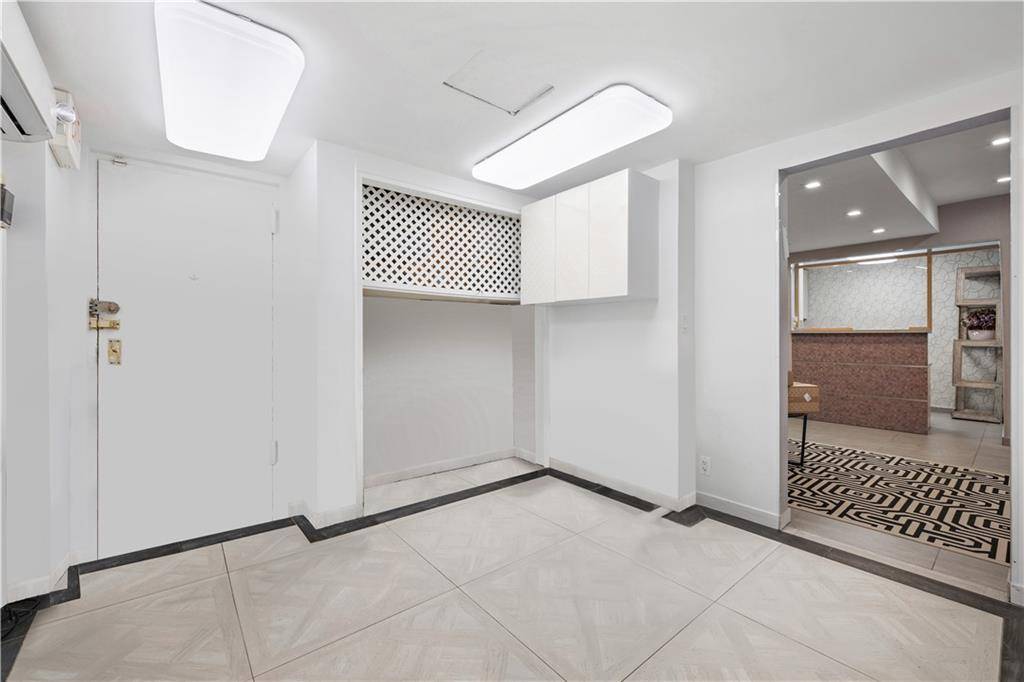 #3 photo, 855 East 7th st, #1k & 1L, ブルックリン区 Midwood , NY 11230